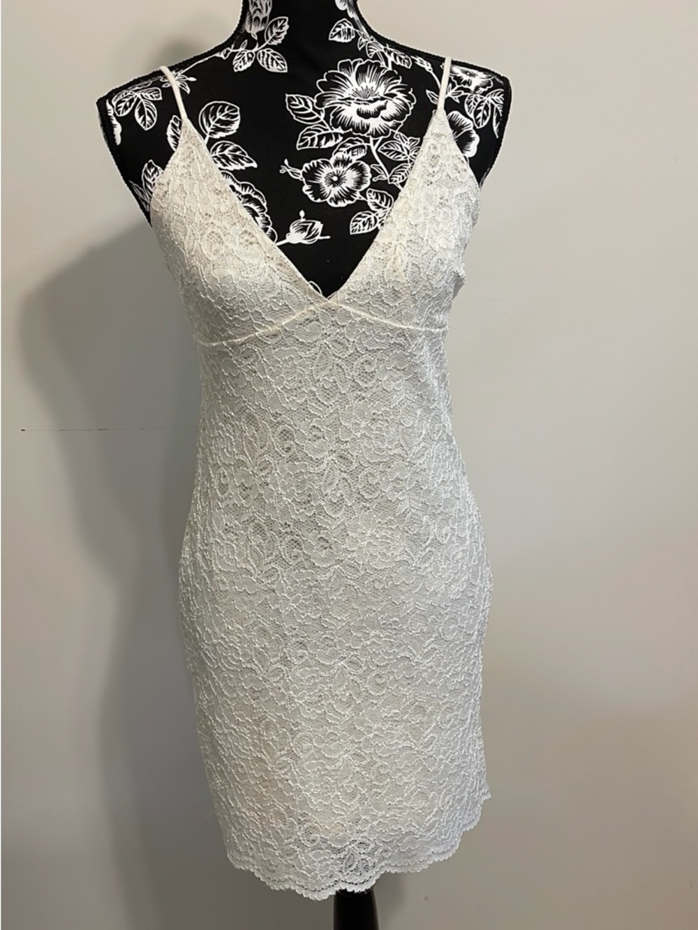 Kimchi Blue Cream Lace Slip Dress